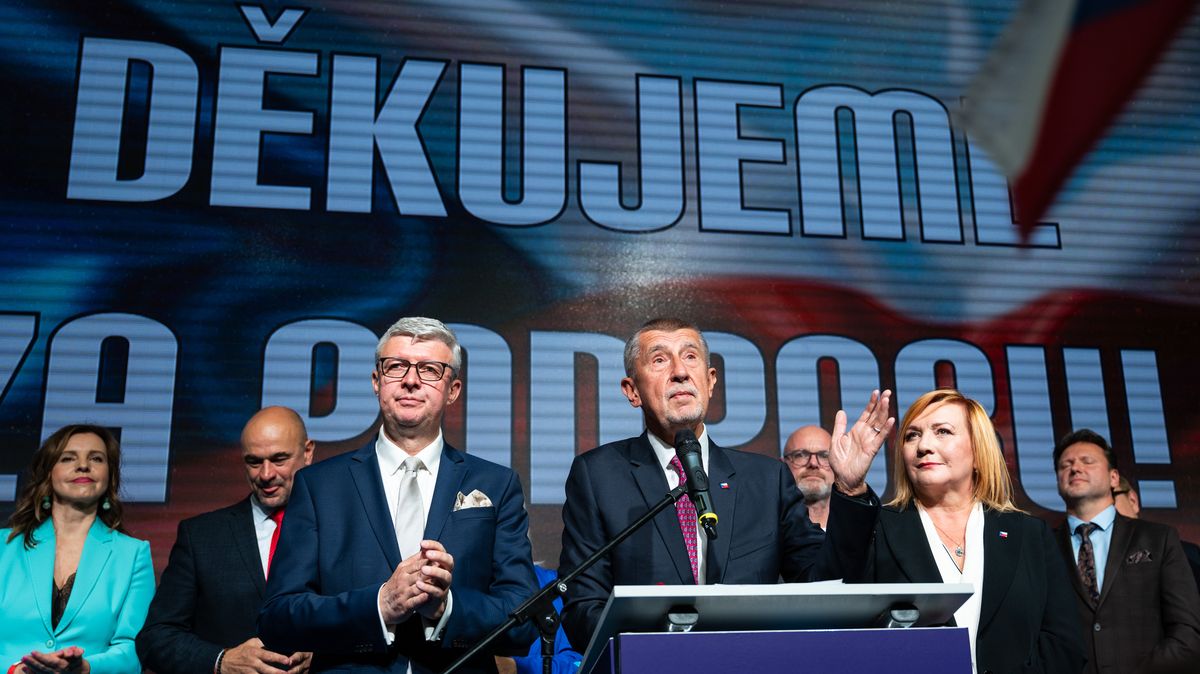 ANO pár dní před volbami přesvědčilo nevoliče i část příznivců SPD, uvedl STEM